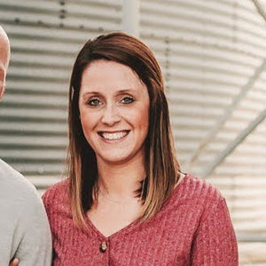 Meet your Posher, Elise